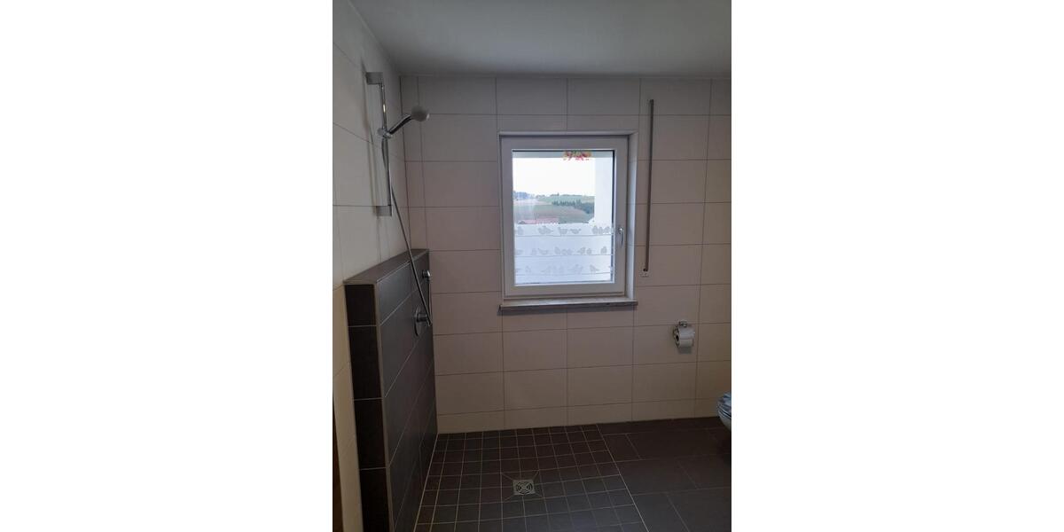 Etagenwohnung Dingolfing - 3 Zimmer, 88 m&sup2;, 960&euro; | Angebot:26208349