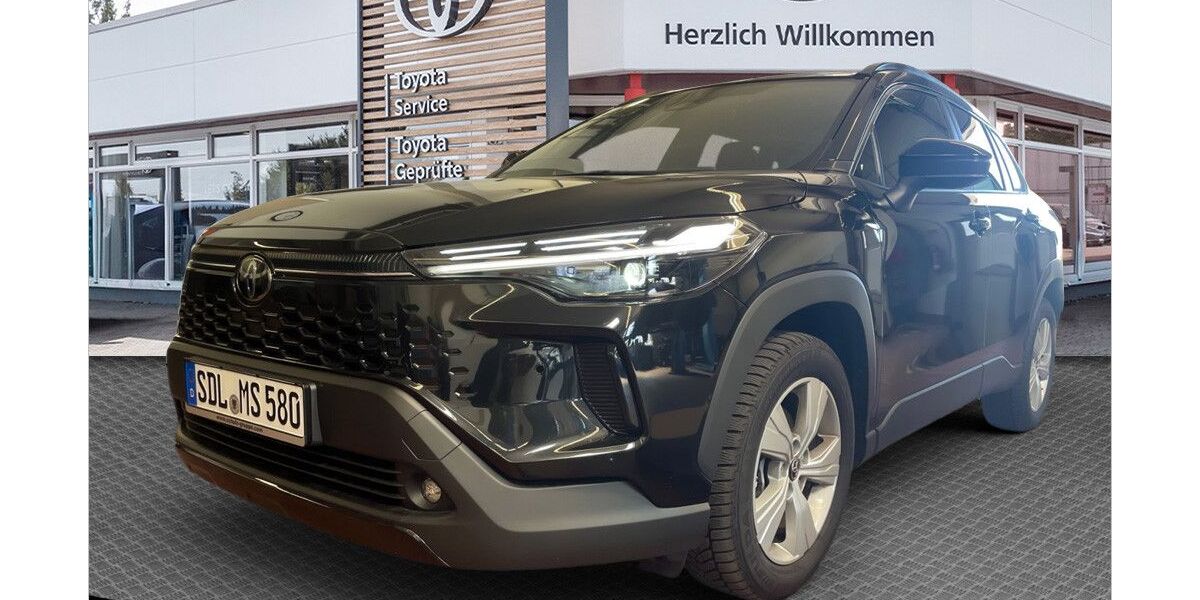 Toyota Corolla Cross 7.835 km 41.895 &euro; Stendal 39576