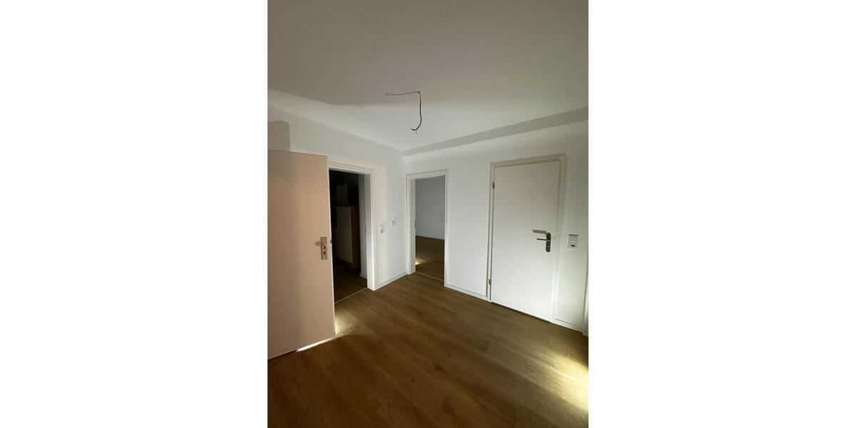 Erstbezug nach Sanierung - stilvolle 3-Zimmer-Wohnung mit Balkon 3 zimmer