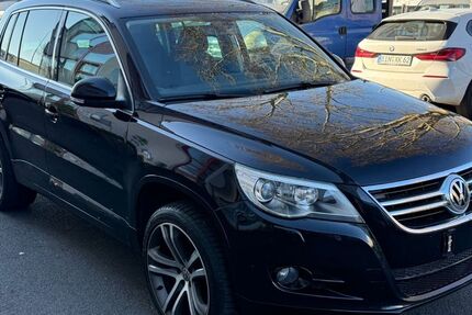 VW Tiguan 188.000 km 4.999 &euro; Wiesbaden 65203