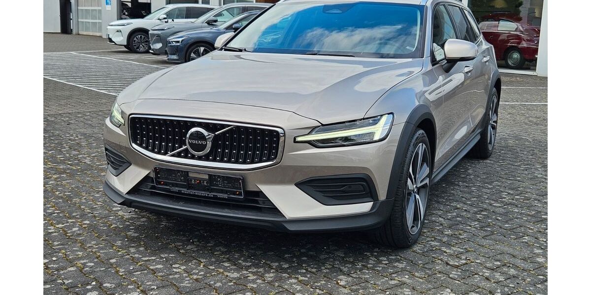 Volvo V60 86.000 km 33.990 &euro; Königswinter 53639