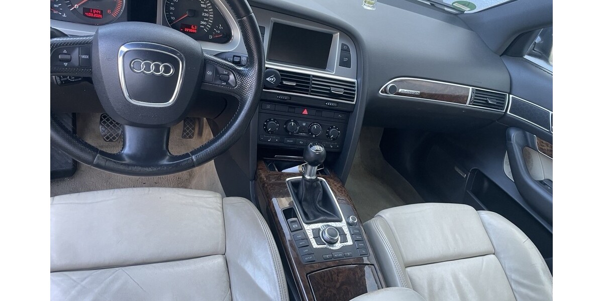 Audi A6 Allroad 227.000 km 4.500 &euro; Meudt 56414