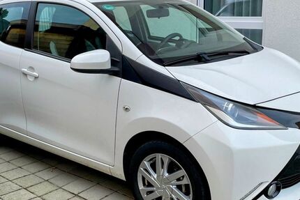Toyota Aygo (X) 130.000 km 5.250 &euro; Heidelberg 69124