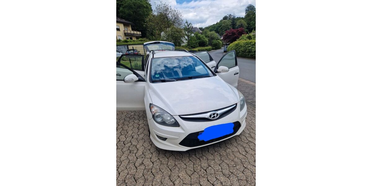 Hyundai i30 256.000 km 1.200 &euro; Bendorf 56170