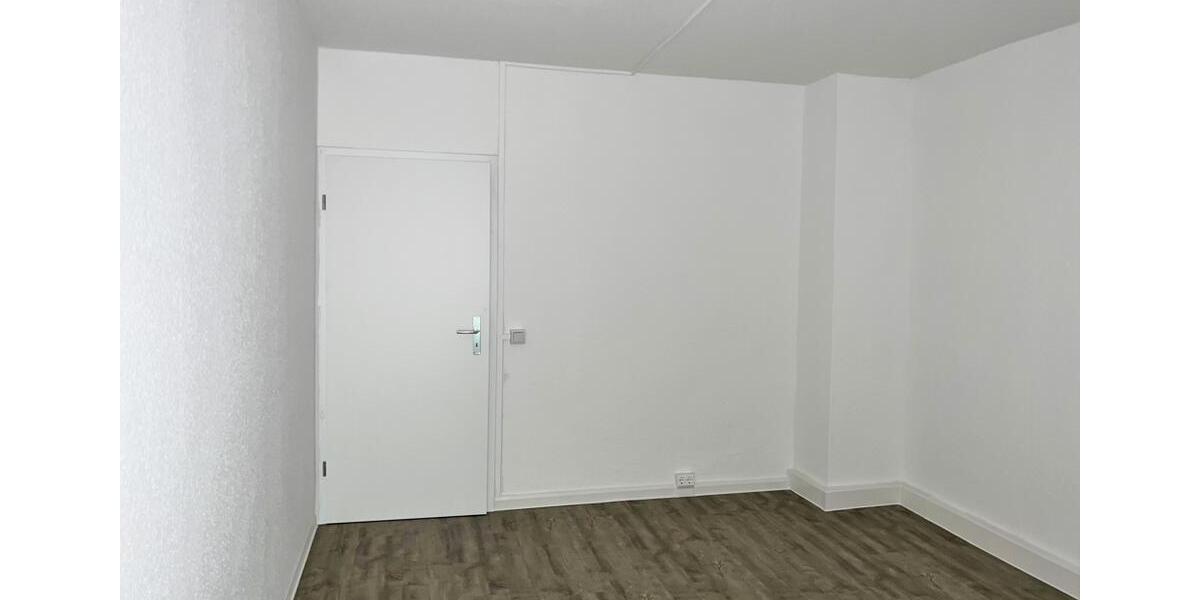 Sanierte Familienwohnung sofort bezugsfertig! 4 zimmer