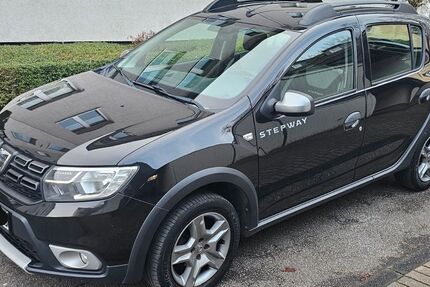 Dacia Sandero 99.850 km 6.399 &euro; Wuppertal 42113