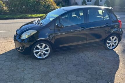 Toyota Yaris 199.000 km 3.300 &euro; Stelle 21435