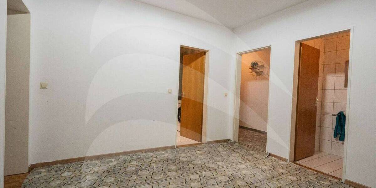Etagenwohnung Deggendorf - 4 Zimmer, 110 m&sup2;, 399.000&euro; | Angebot:26804939