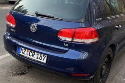 VW Golf 21.300 km 9.900 &euro; Mainz 55124