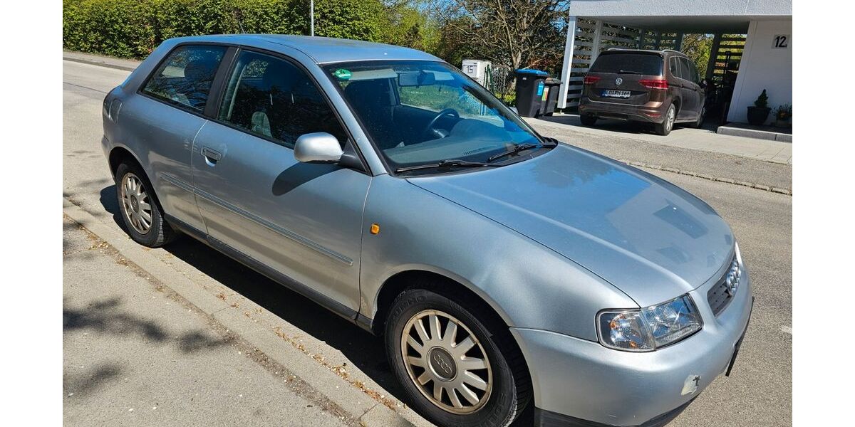 Audi A3 181.600 km 950 &euro; Dorfen 84405