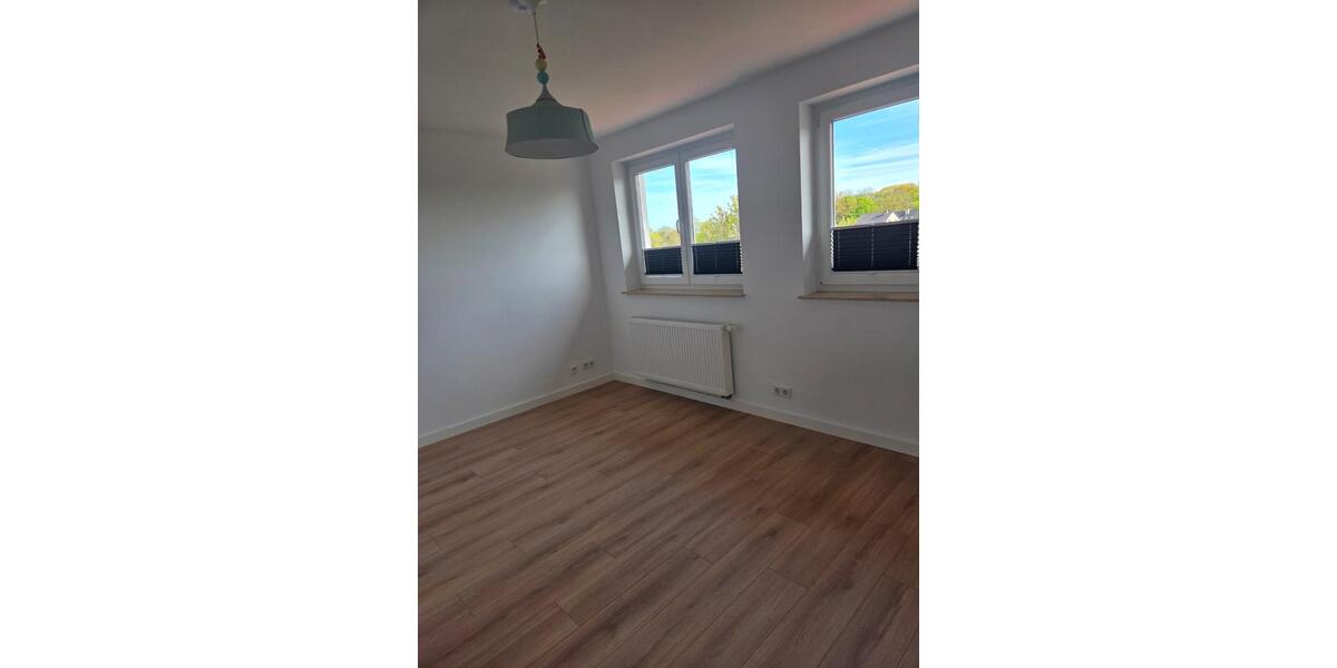 Einfamilienhaus Wolfsburg Ehmen - 5 Zimmer, 165 m&sup2;, 1.900&euro; | Angebot:26329974