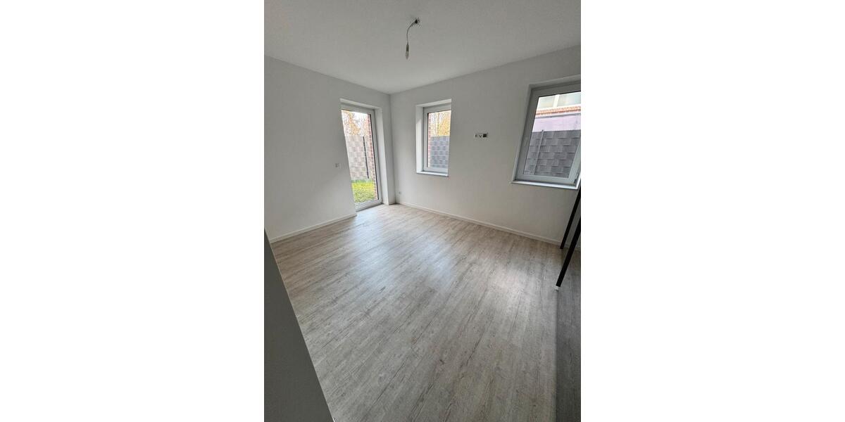 Erdgeschoßwohnung Nordhorn - 3.5 Zimmer, 82 m&sup2;, 1.100&euro; | Angebot:25046286