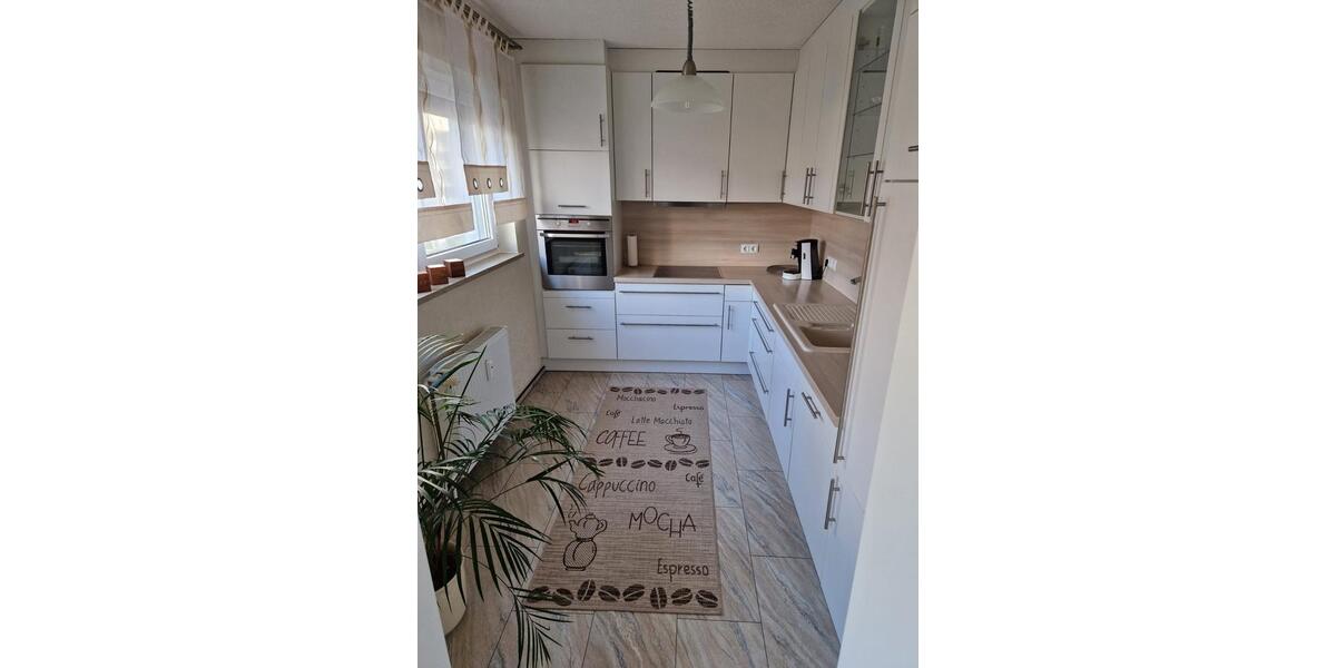 Etagenwohnung Villingen-Schwenningen Schwenningen - 4.5 Zimmer, 105 m&sup2;, 300.000&euro; | Angebot:27020633