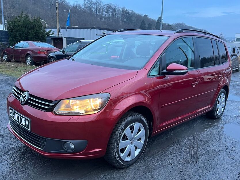 VW Touran 149.664 km 6.980 € Bestwig 59909