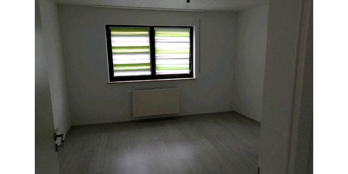 Erdgeschoßwohnung Steinau an der Straße - 2 Zimmer, 94 m&sup2;, 800&euro; | Angebot:26533046