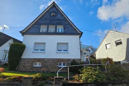 Haus Gummersbach Berstig Süd - 280.000&euro; | Angebot:25022505