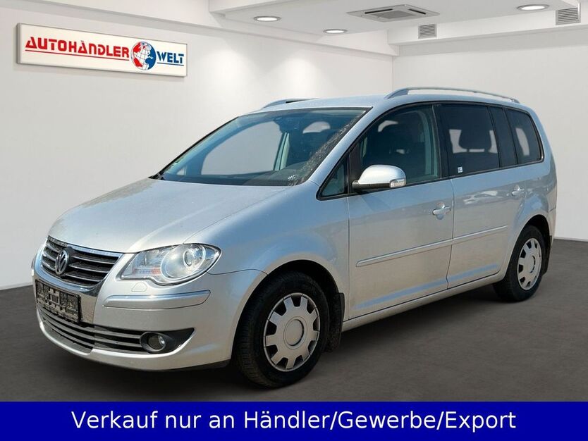 VW Touran 178.651 km 2.799 € Brehna 06796