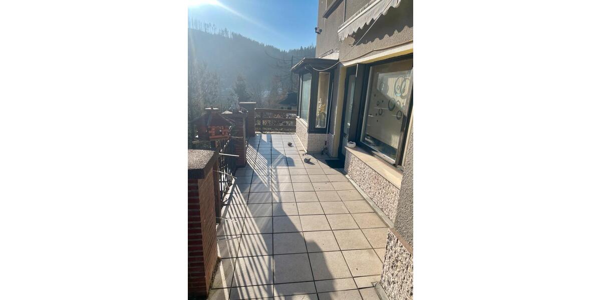 Einfamilienhaus Neuhaus am Rennweg - 3 Zimmer, 117 m&sup2;, 100.000&euro; | Angebot:26248655