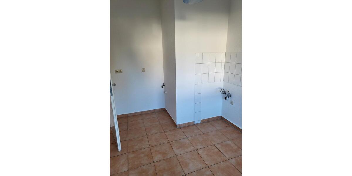 Erdgeschoßwohnung Jarmen - 2 Zimmer, 66 m&sup2;, 405&euro; | Angebot:26070415