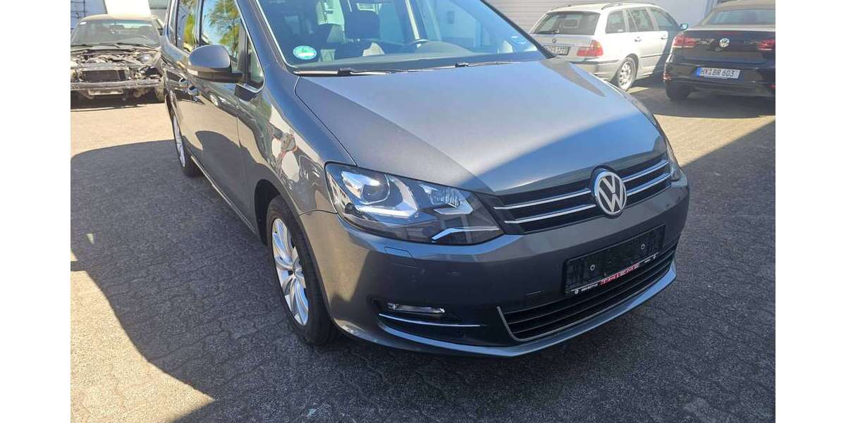 VW Sharan 145.000 km 21.499 &euro; Brakel 33034