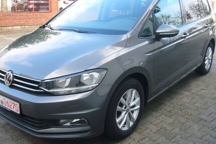 VW Touran 116.000 km 17.999 &euro; Langen 63225