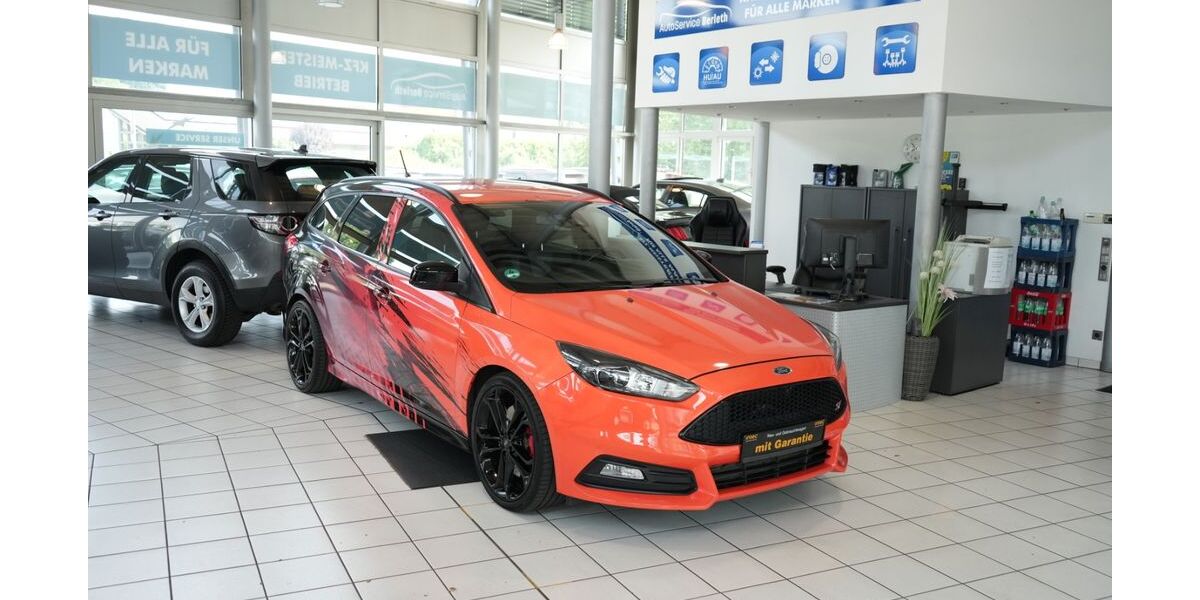 Ford Focus 113.220 km 13.900 &euro; Obertshausen 63179