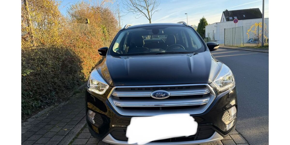 Ford Kuga 31.410 km 17.900 &euro; Dormagen 41539
