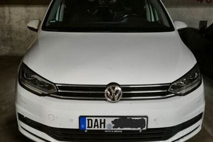 VW Touran 152.500 km 20.500 &euro; Dachau 85221