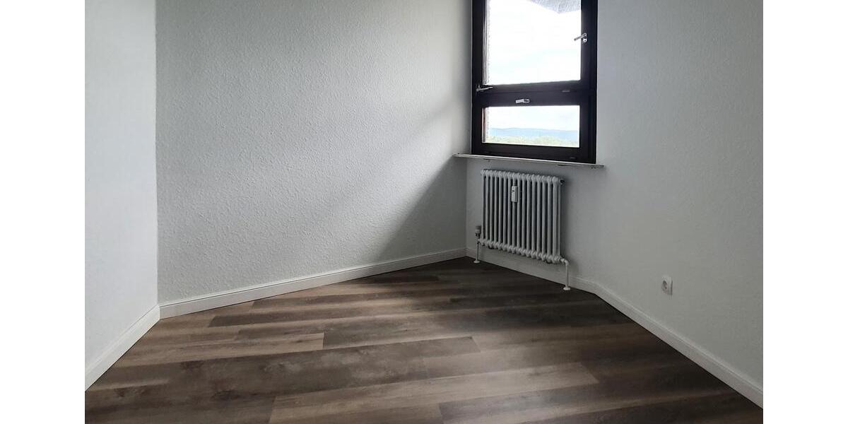 Etagenwohnung Mannheim Käfertal - 4 Zimmer, 101 m&sup2;, 1.040&euro; | Angebot:26588062