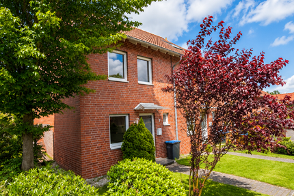 Haus Augustdorf - 5 Zimmer, 120 m&sup2;, 1.000&euro; | Angebot:26796845