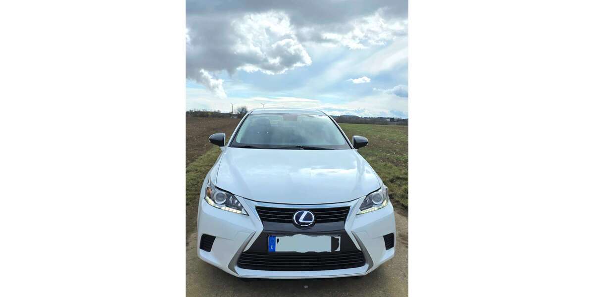 Lexus CT 200h 140.000 km 11.500 € Nellingen 89191