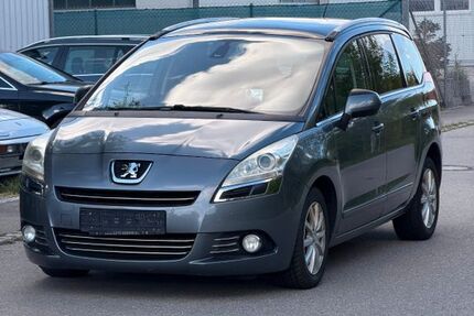Peugeot 5008 220.400 km 2.999 &euro; Kissing 86438