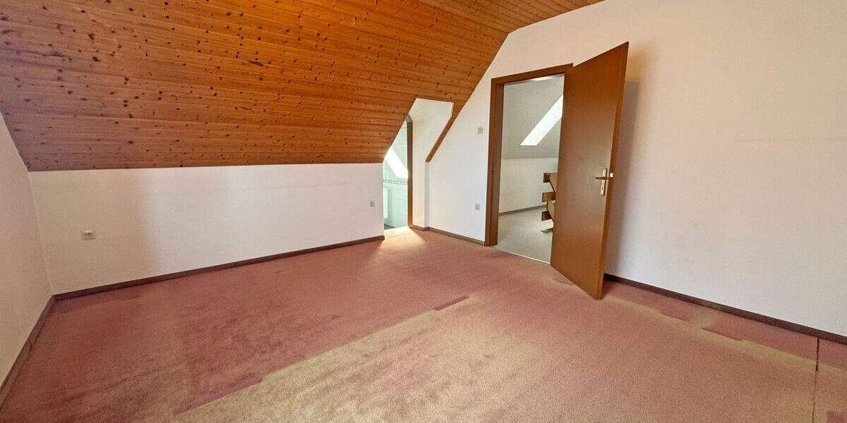 Einfamilienhaus Voerde Spellen - 5 Zimmer, 95 m&sup2;, 420.000&euro; | Angebot:24040118