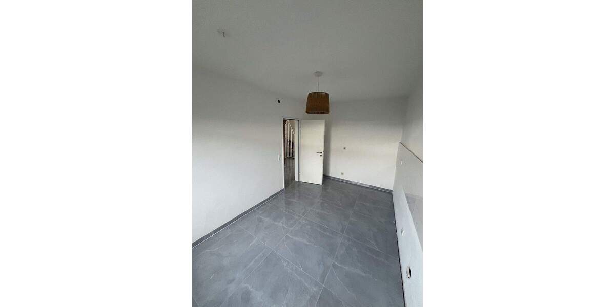 Reihenmittelhaus Delmenhorst Hasport/Annenheide - 5 Zimmer, 146 m&sup2;, 299.000&euro; | Angebot:25752271