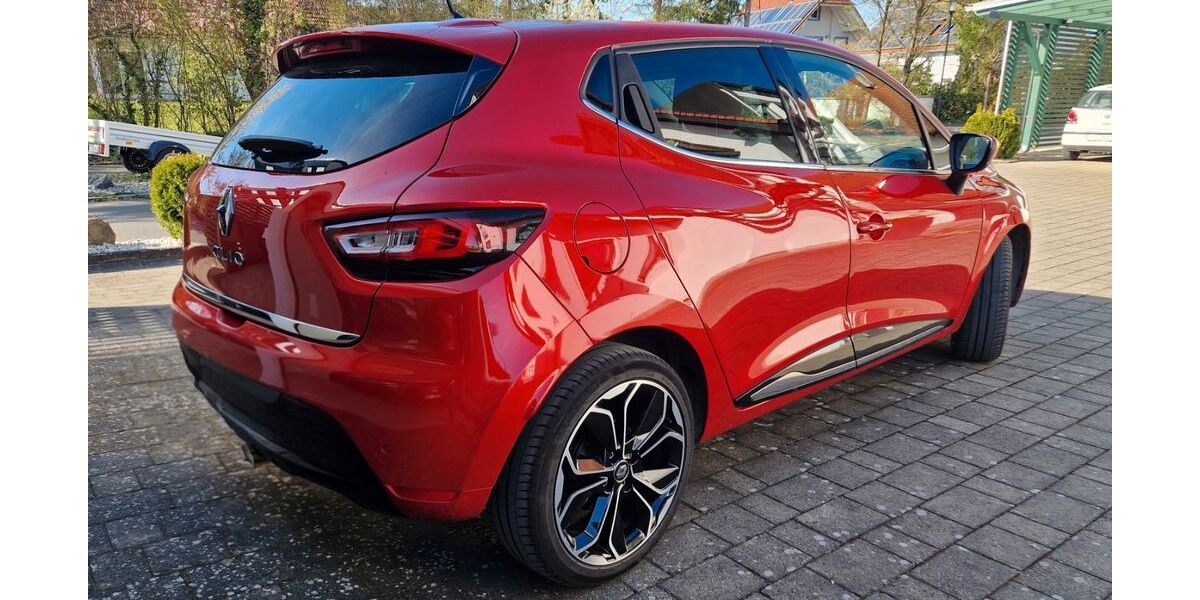 Renault Clio 40.616 km 9.500 &euro; Schwarzach 97359