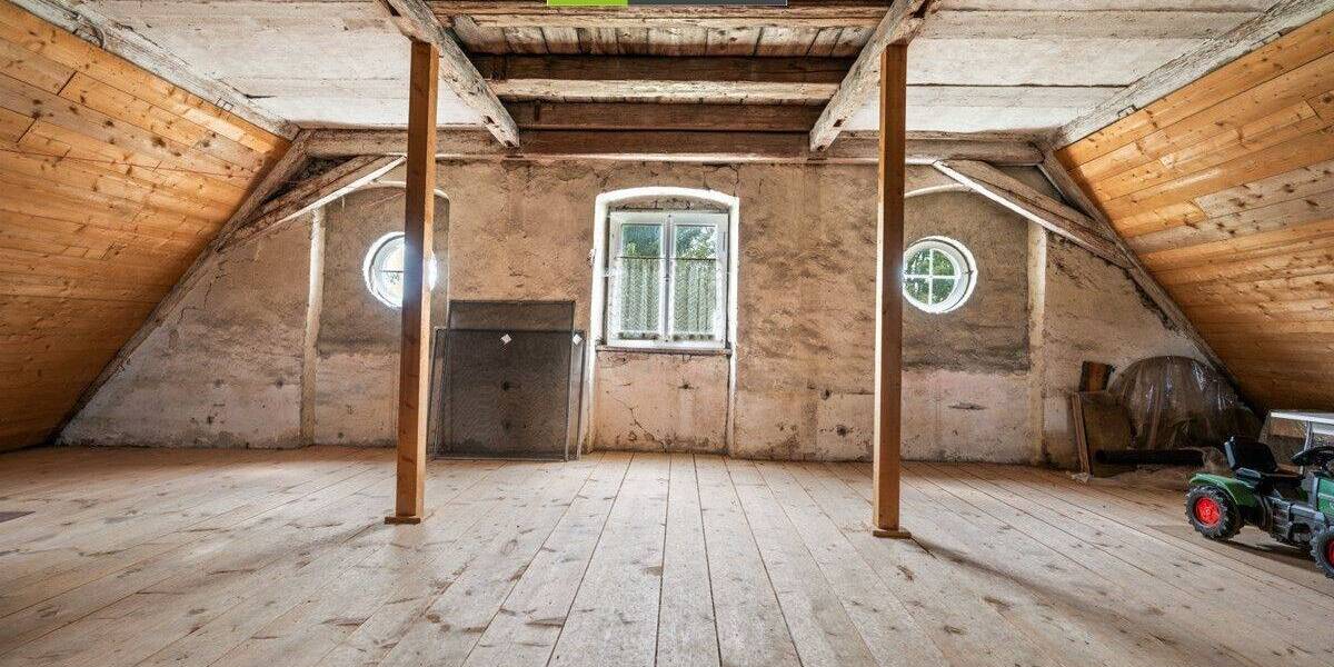 Bauernhaus, Landhaus Aulendorf - 9 Zimmer, 219 m&sup2;, 1.190.000&euro; | Angebot:25740399