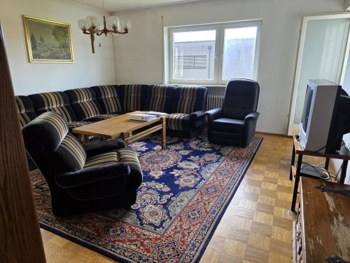 Einfamilienhaus mit Einliegerwohnung in 97222 Rimpar-Gramschatz (ID 10587) 7 zimmer