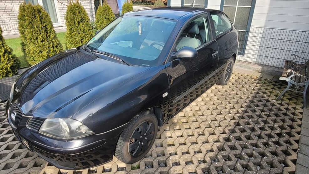 Seat Ibiza 178.000 km 750 € Bielefeld 33647