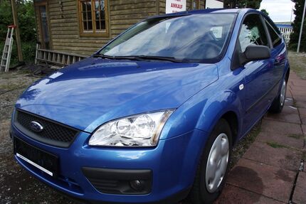 Ford Focus 98.000 km 2.300 &euro; Vogelsdorf 15370