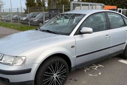 VW Passat 211.400 km 990 &euro; Bitterfeld-Wolfen Ot Bobbau 06766