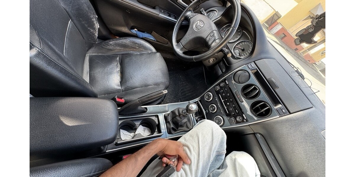 Mazda 6 195.000 km 1.100 &euro; Mallersdorf-Pfaffenberg 84066