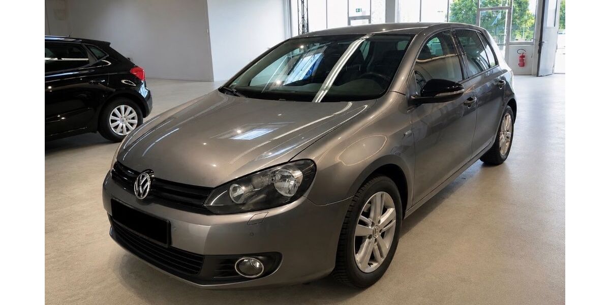 VW Golf 143.111 km 5.900 &euro; Senden 89250