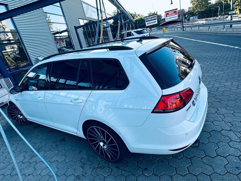VW Golf R Variant 238.000 km 9.000 € Köln 50667