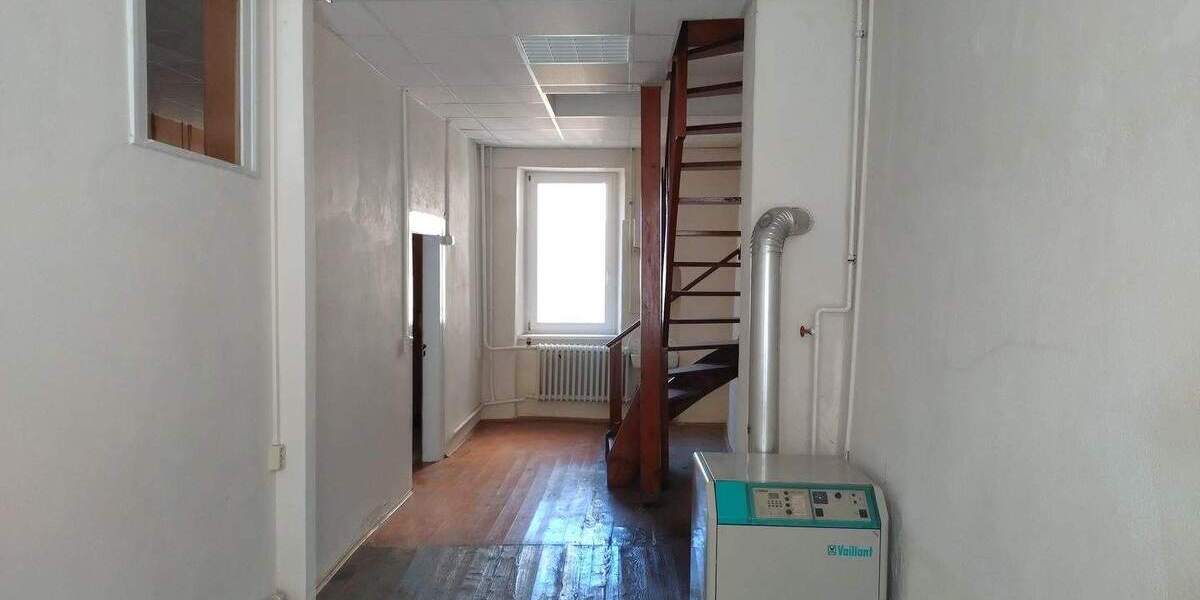 Mehrfamilienhaus, Wohnhaus Grimma - 8 Zimmer, 134 m&sup2;, 160.000&euro; | Angebot:25564311