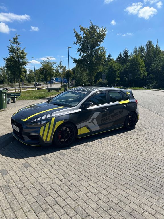 i30