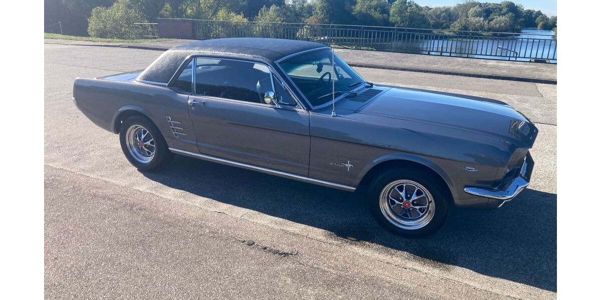 Ford Mustang 99.999 km 31.500 &euro; Hamburg 21035