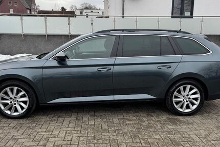 Skoda Superb 176.783 km 14.490 &euro; Salzgitter-Lebenstedt 38226