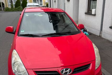 Hyundai i20 170.000 km 1.800 &euro; Bad Godesberg 53179