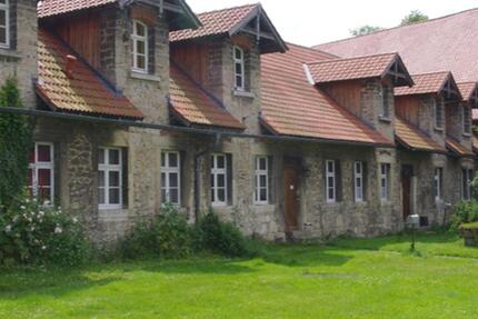 Haus Sickte - 6 Zimmer, 180 m&sup2;, 1.980&euro; | Angebot:26237752