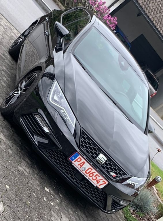 Seat Leon 49.000 km 22.999 € Hutthurm 94116